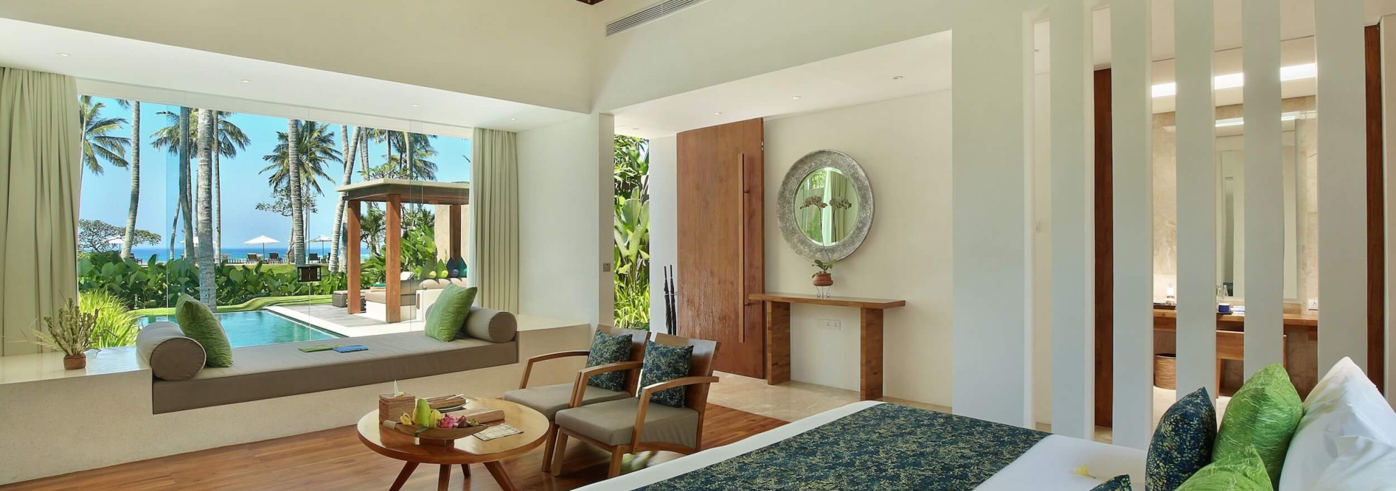 luxury-ocean-pool-villa-candi-beach-resort-balitravel