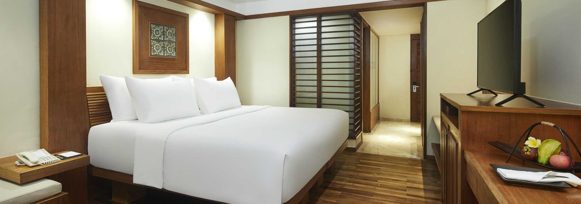 melia-bali-guestroom-balitravel