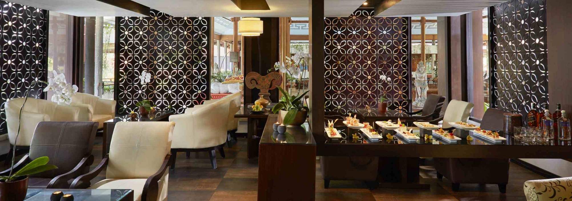 melia-bali-level-lounge-balitravel