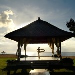 nusa-dua-beach-hotel-yoga