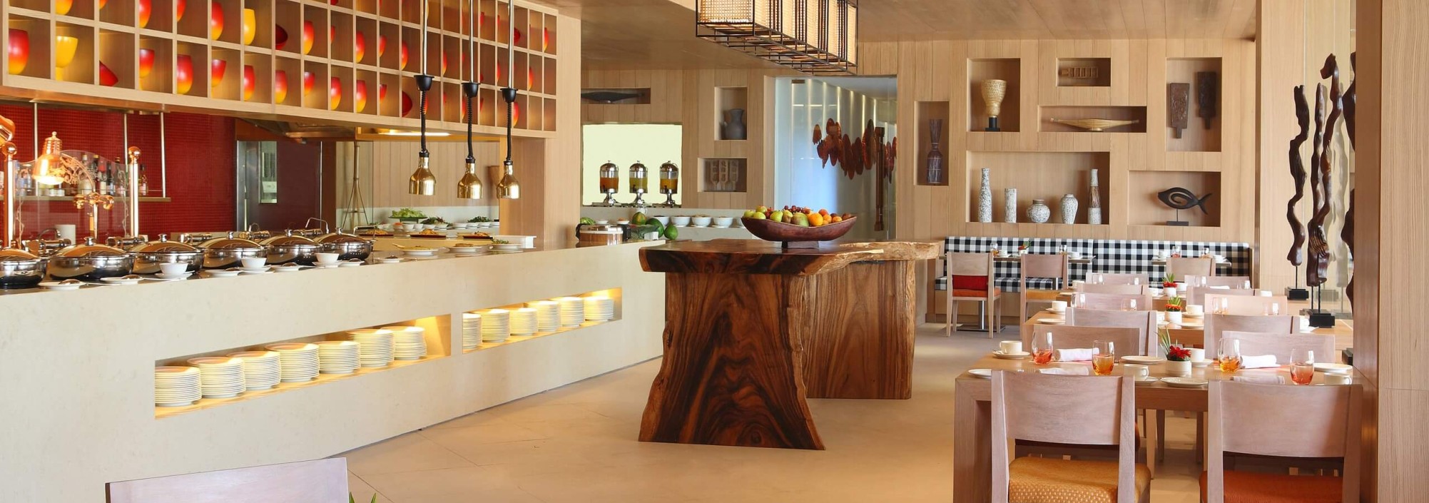 ontbijt-holiday-inn-resort-tuban-balitravel