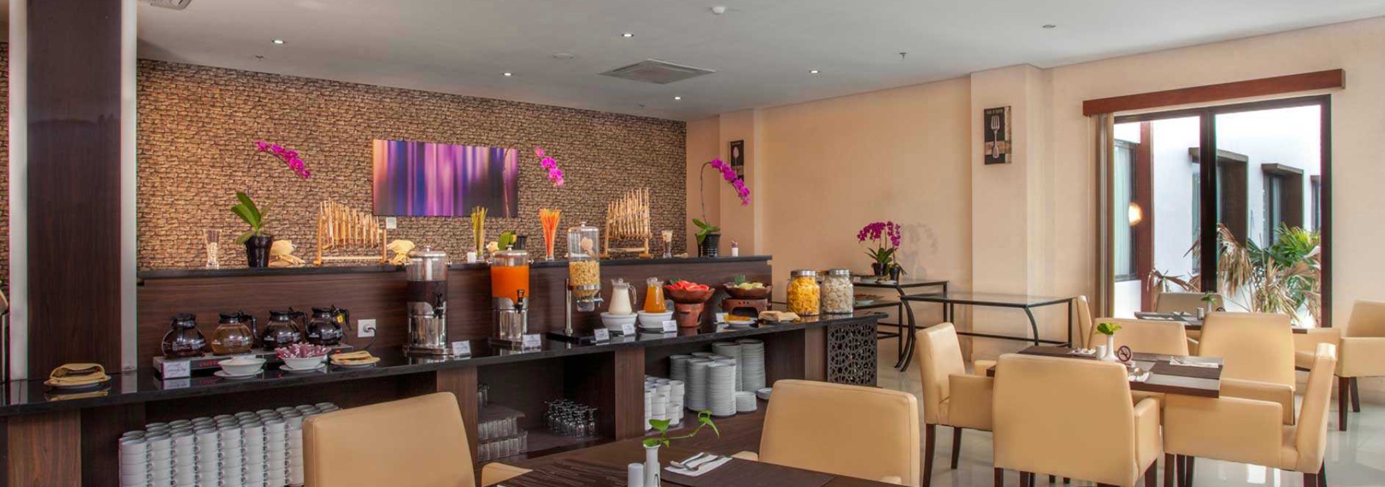 ontbijt-padjadjaran-suites-bogor-balitravel