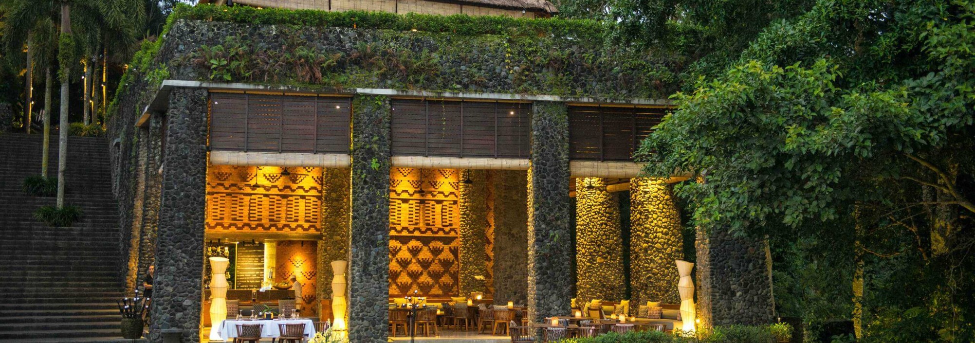 pool-alila-ubud-bali-travel