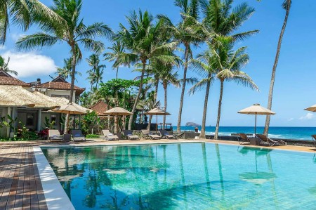 Nirwana Beach Resort 