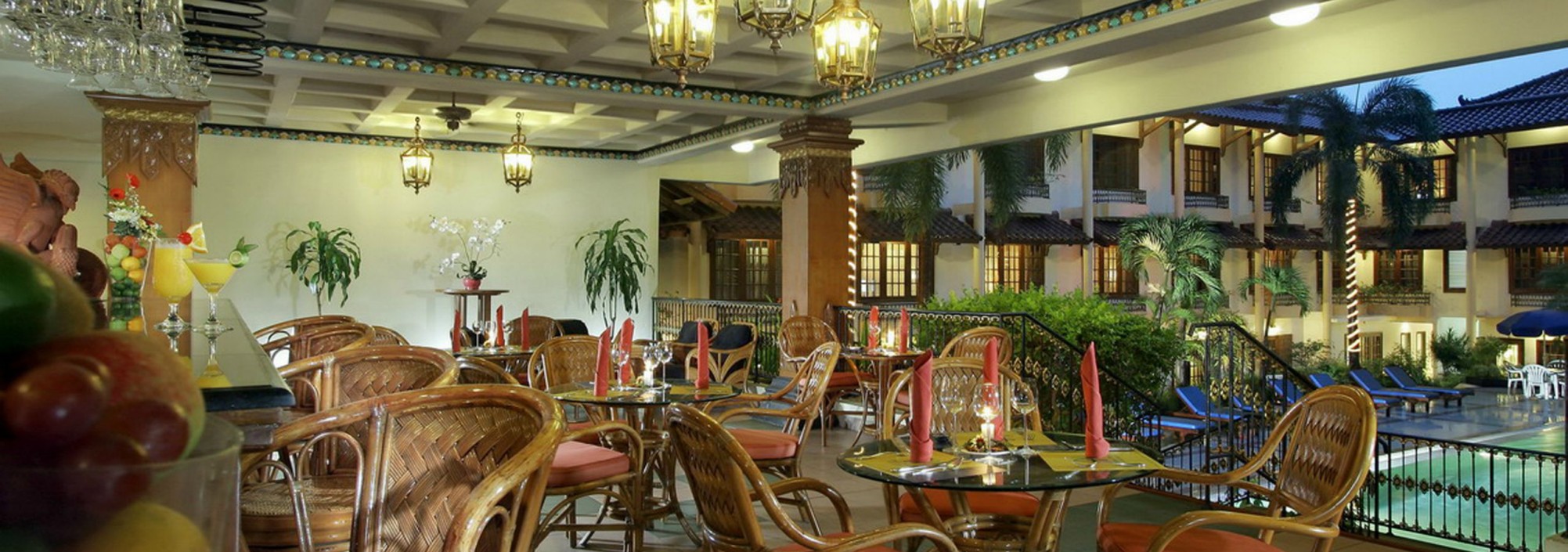 pool-terras-prime-plaza-hotel-jogyakarta-balitravel