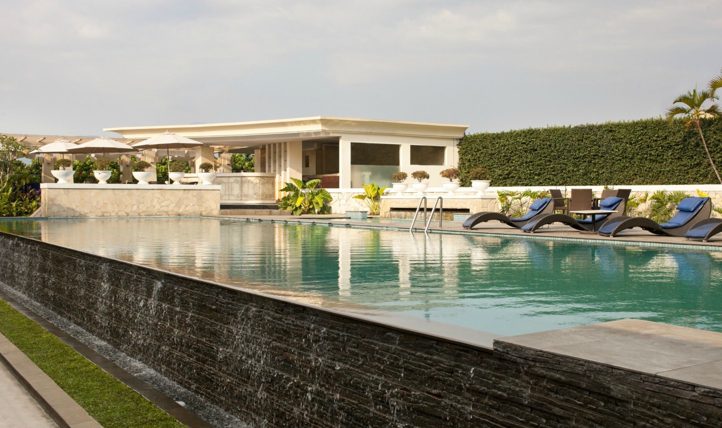 pool-the-papandayan-bandung-balitravel