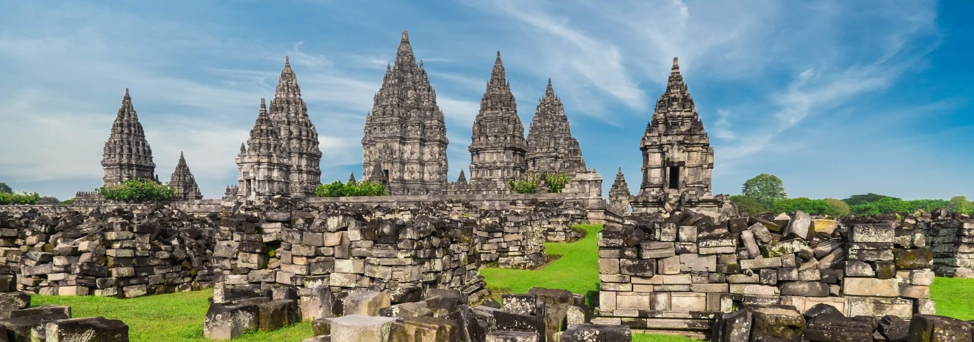 prambanan-tempelcomplex-java-balitravel