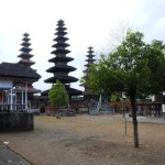pura-meru-tempel-mataram