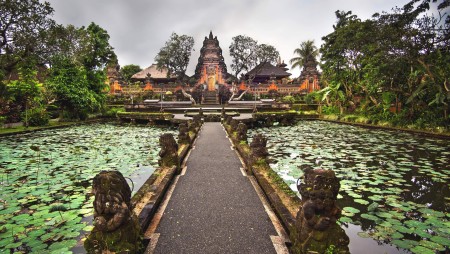 pura-saraswati-tempel-ubud-balitravel
