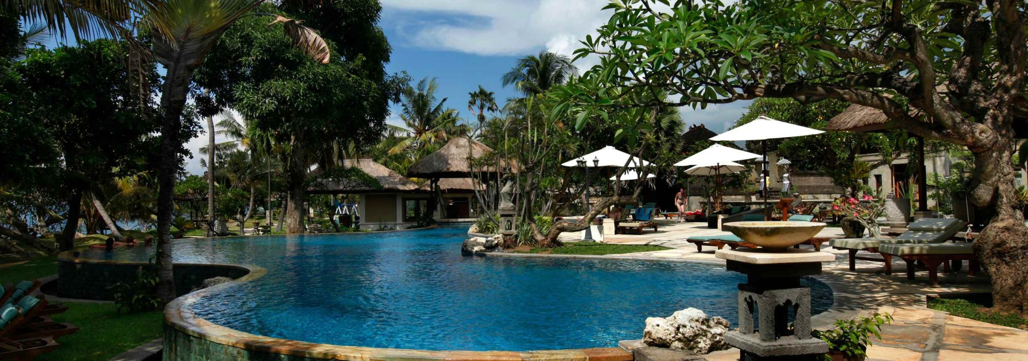 puri-bagus-lovina-bali-travel