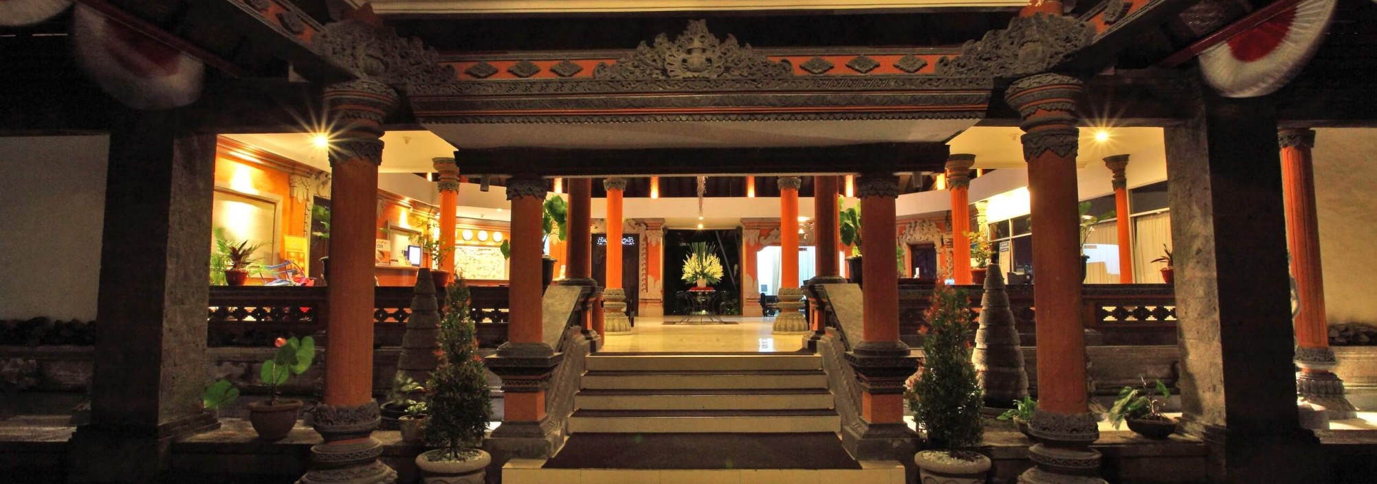 puri-saron-resort-bali-seminyak