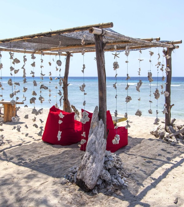 relax-beach-gili-trawangan