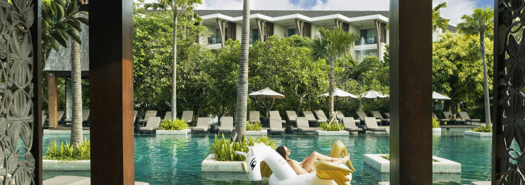 relax-pool-sofitel-nusa-dua-balitravel