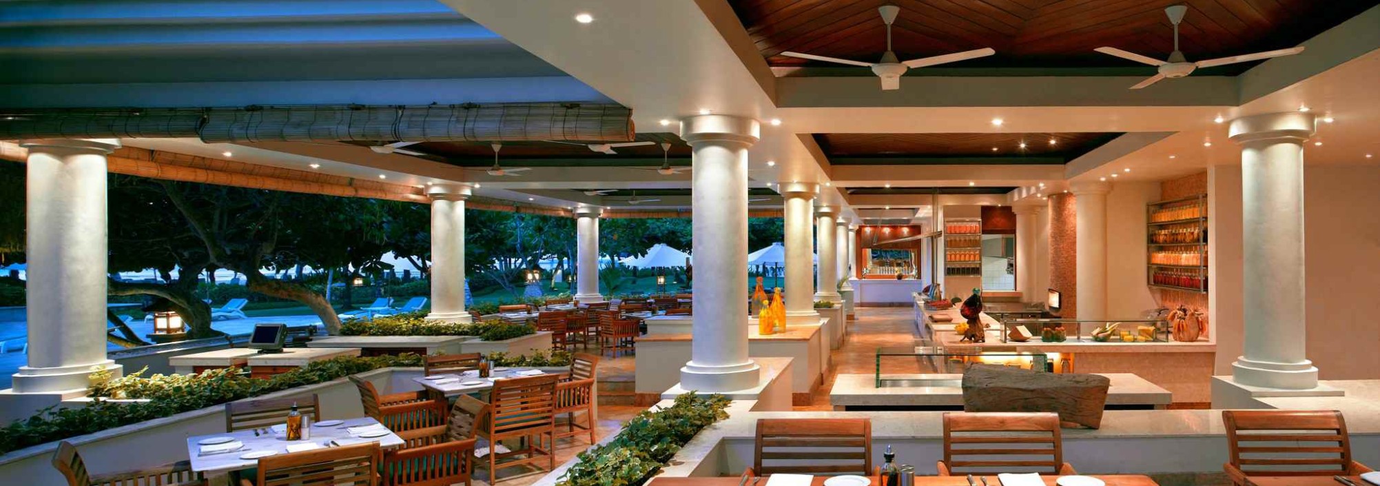 restaurant-grand-hyatt-nusa-dua-balitravel