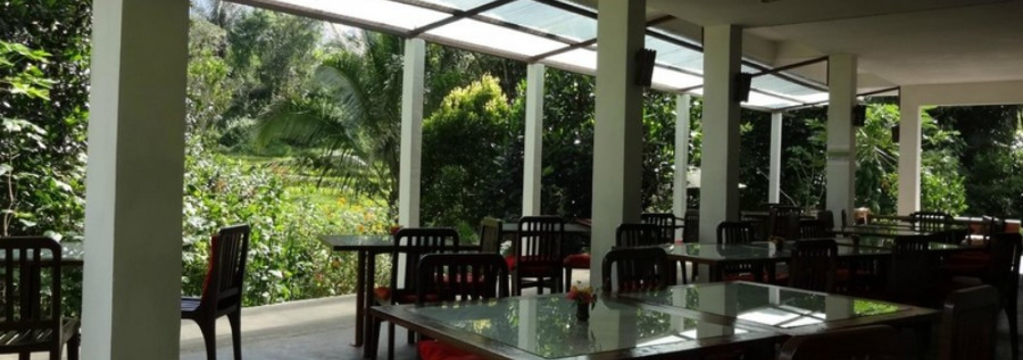 restaurant-kelimutu-ecolodge-moni