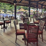 restaurant-pool-mercure-sanur-balitravel