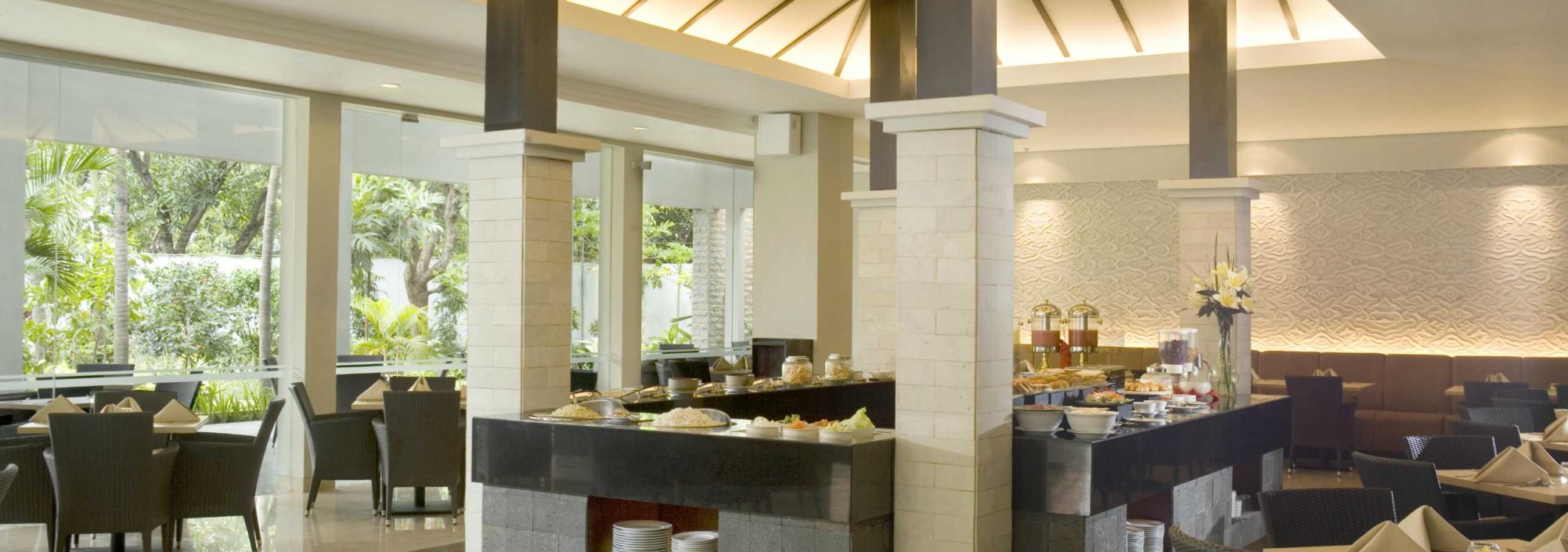 restaurant-santika-cirebon-java-balitravel