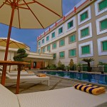 rocky-plaza-padang-sumatra-1