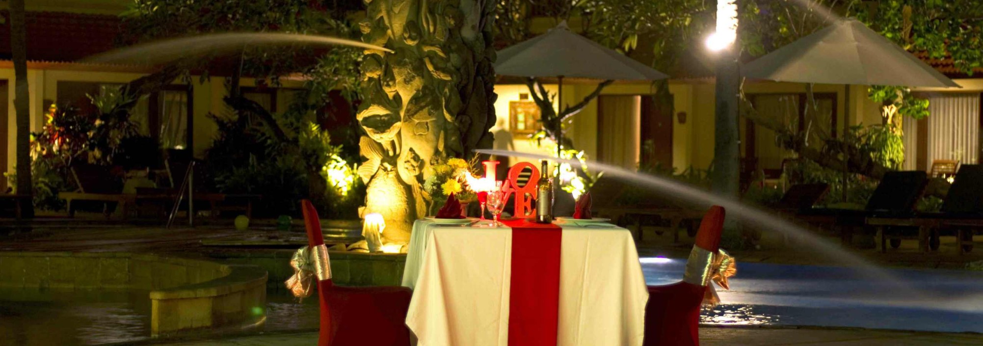 romantic-dinner-bali-rani-hotel-kuta