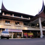 royal-denai-hotel-bukittinggi-balitravel