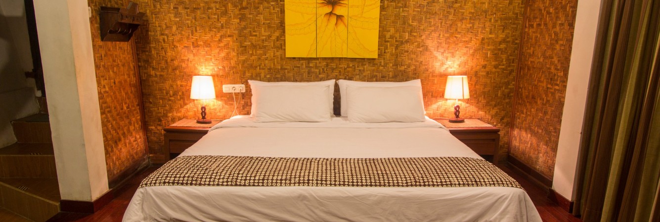 ruma-jineng-kamer-kampoeng-villa-sukabumi-1