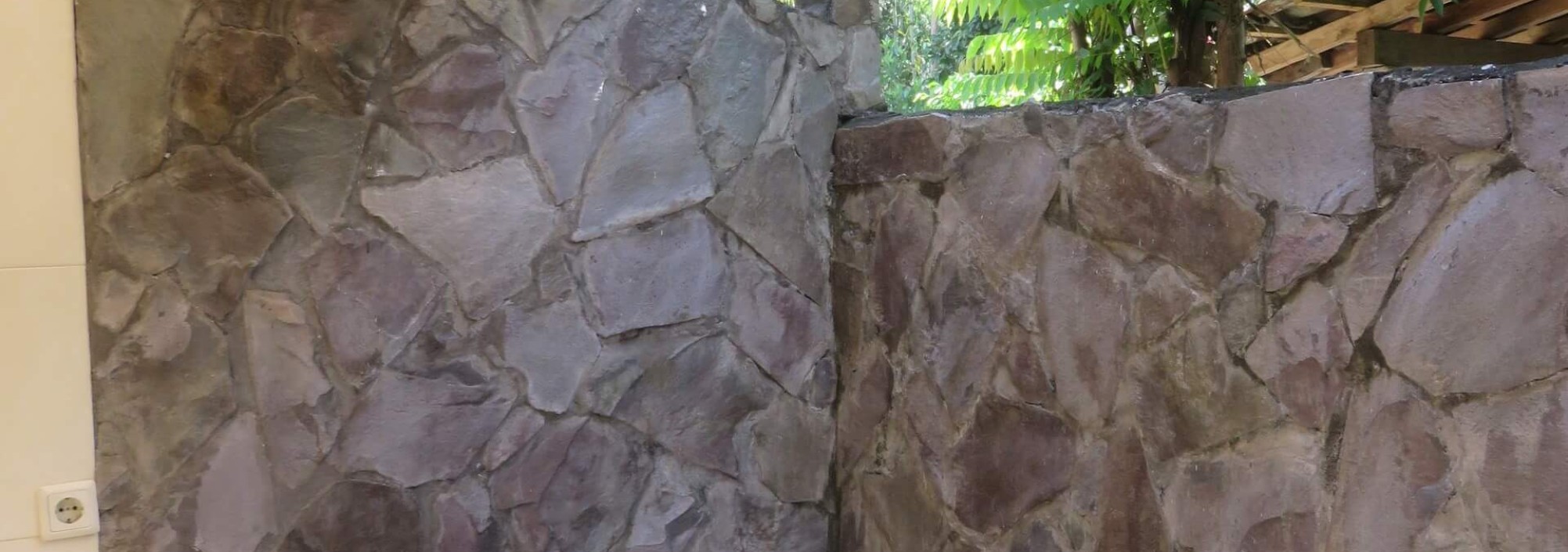 sanitair-traditioneel-erf-mambal-homestay