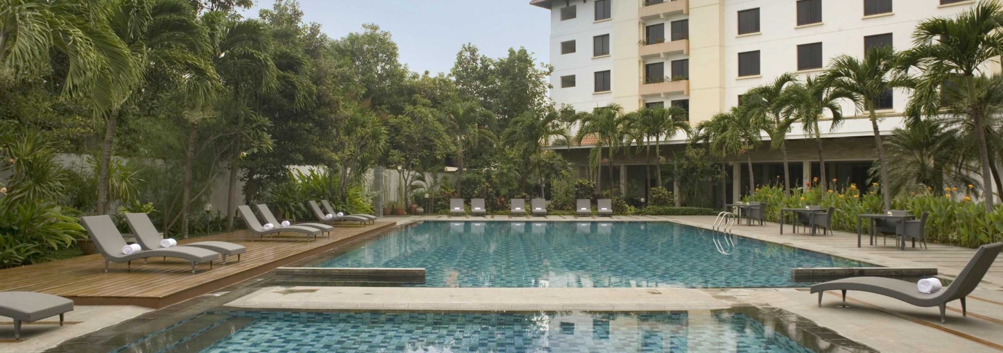 santika-cirebon-java-balitravel