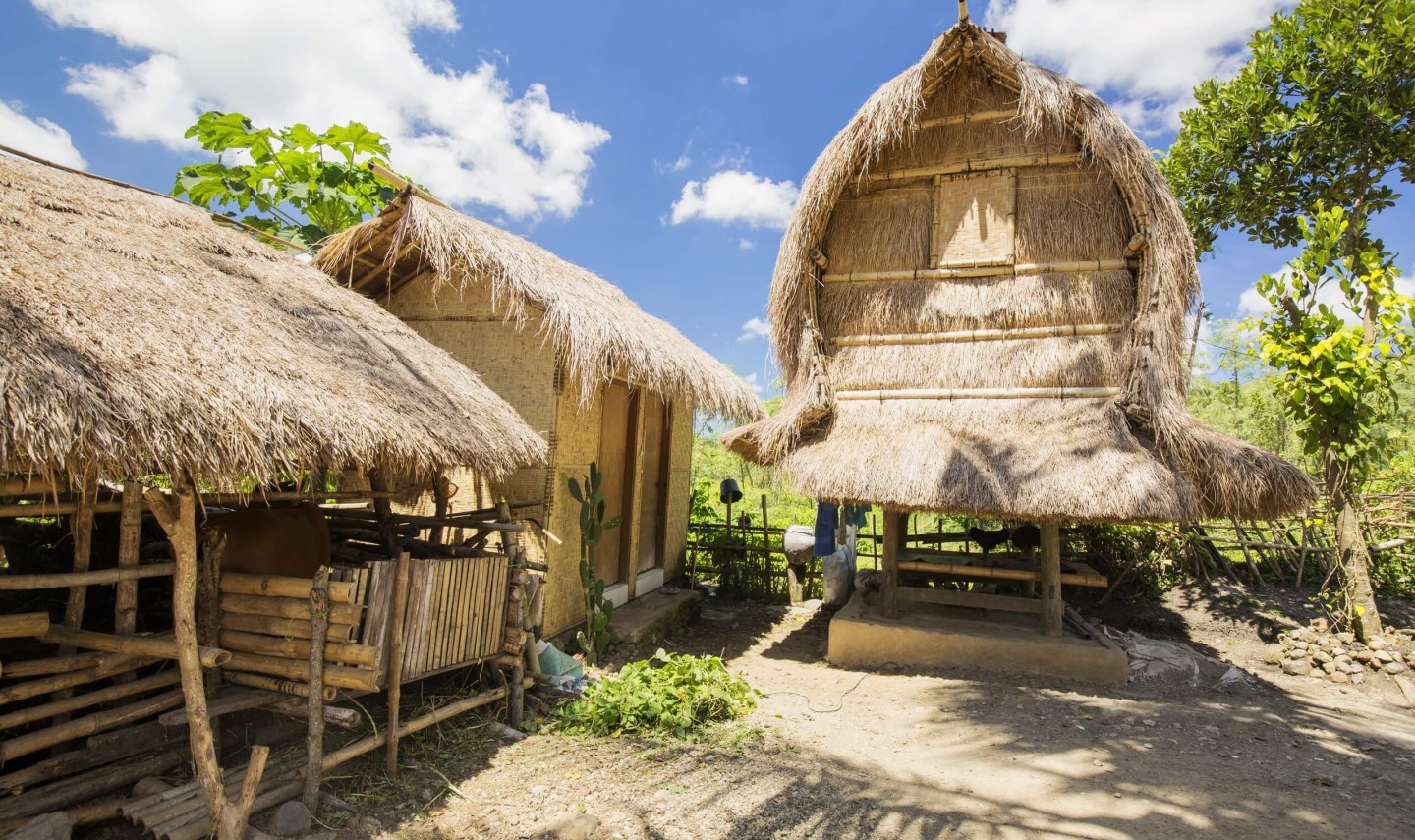 sasak-dorp-traditioneel-huis-lombok-1