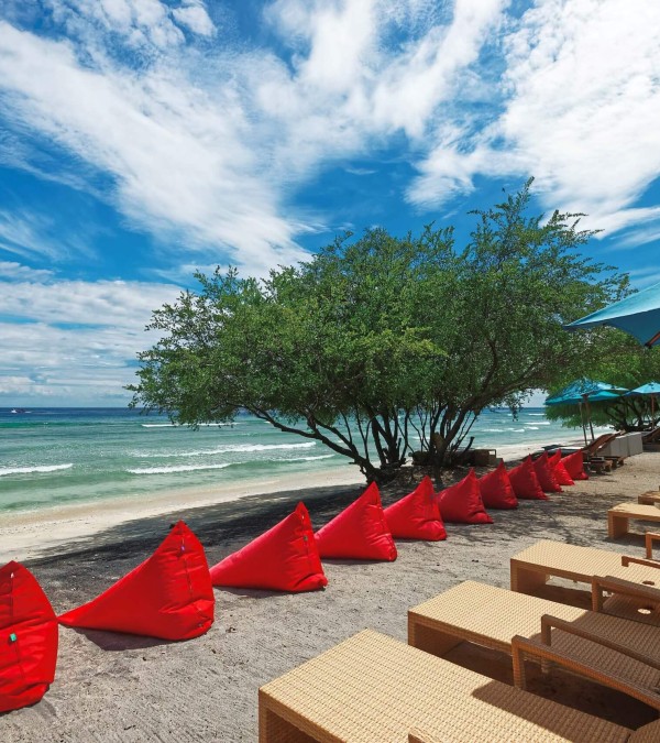 strand-oceano-jambuluwuk-gili-trawangan-balitravel-1