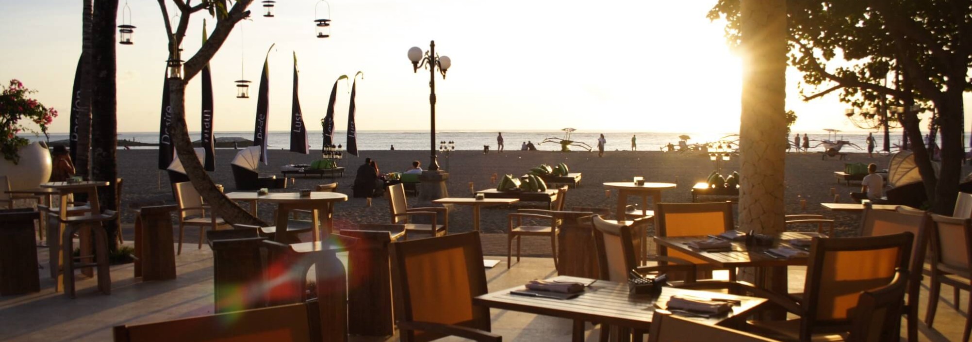 strand-restaurant-holiday-inn-resort-tuban-balitravel