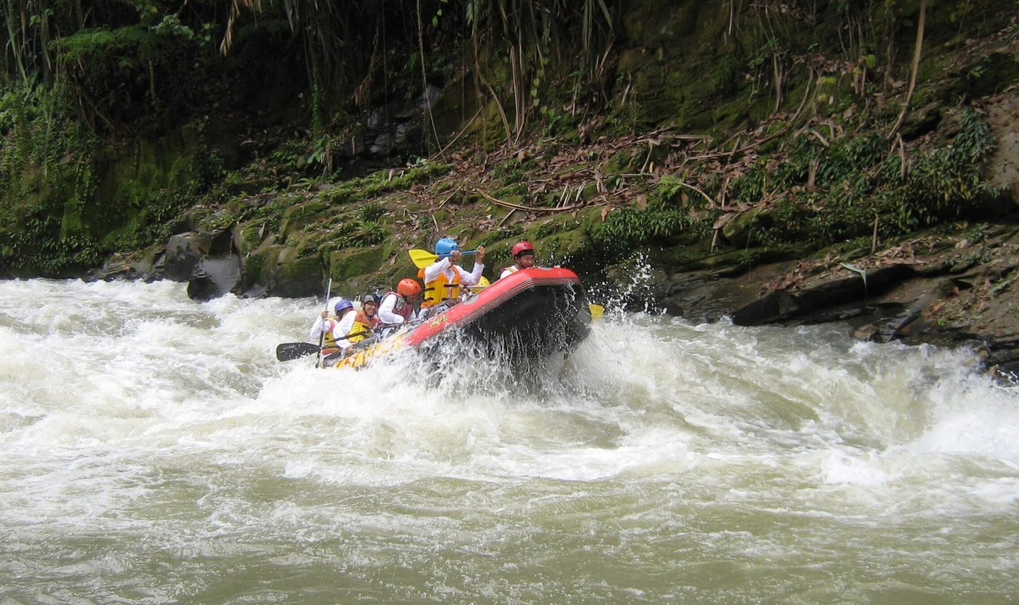 sumatra-wildwater-rafting-1