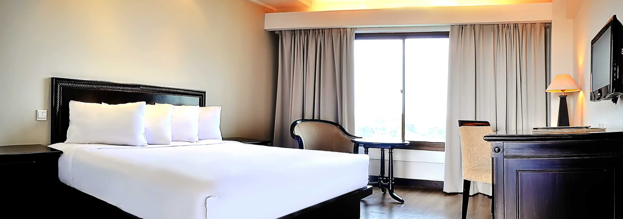 superior-santika-cirebon-java-balitravel