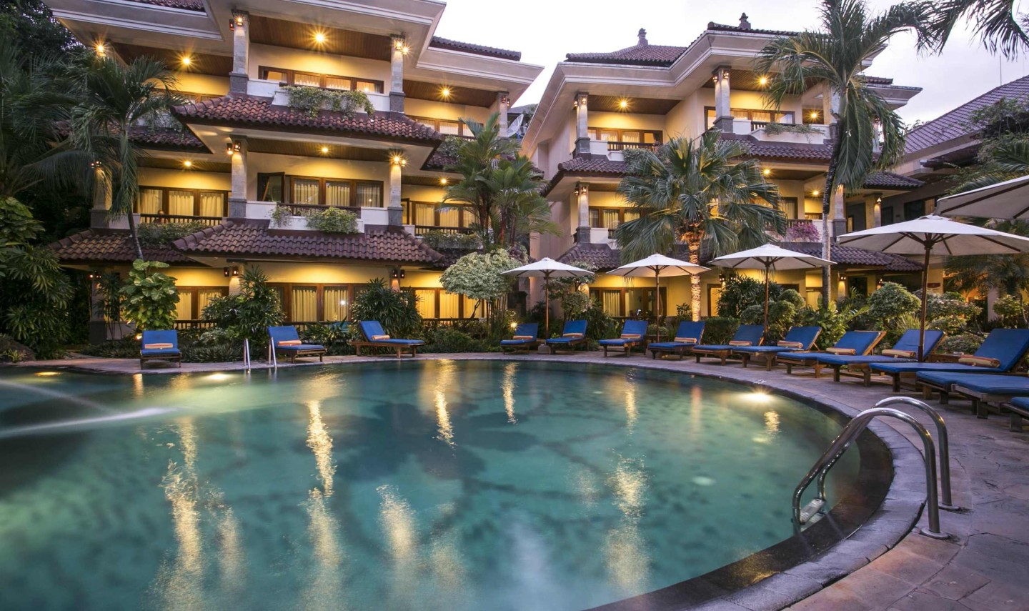 swimming-pool-parigata-resort-spa-balitravel