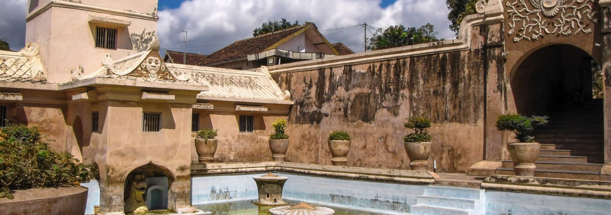 taman-sari-waterkasteel-yogyakarta-balitravel