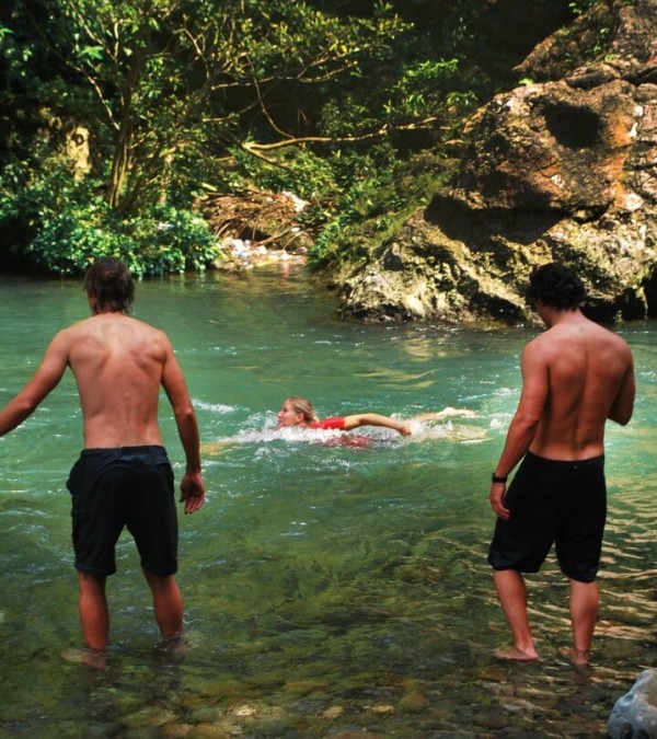 tangkahan-rivier-oerwoud-zwemmen-sumatra