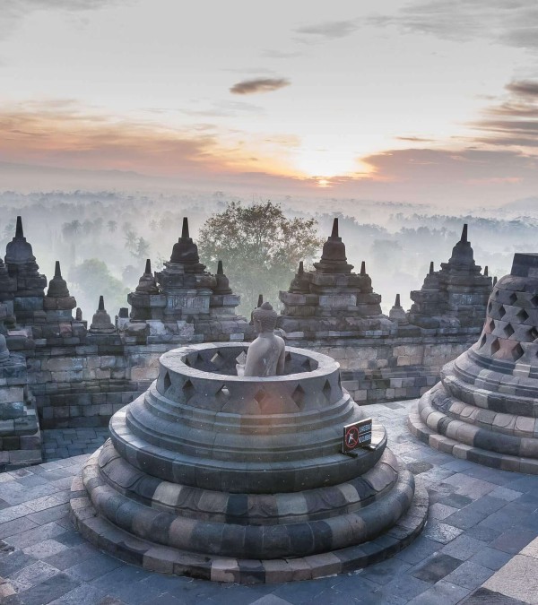 tempel-borobudur-java-balitravel-1