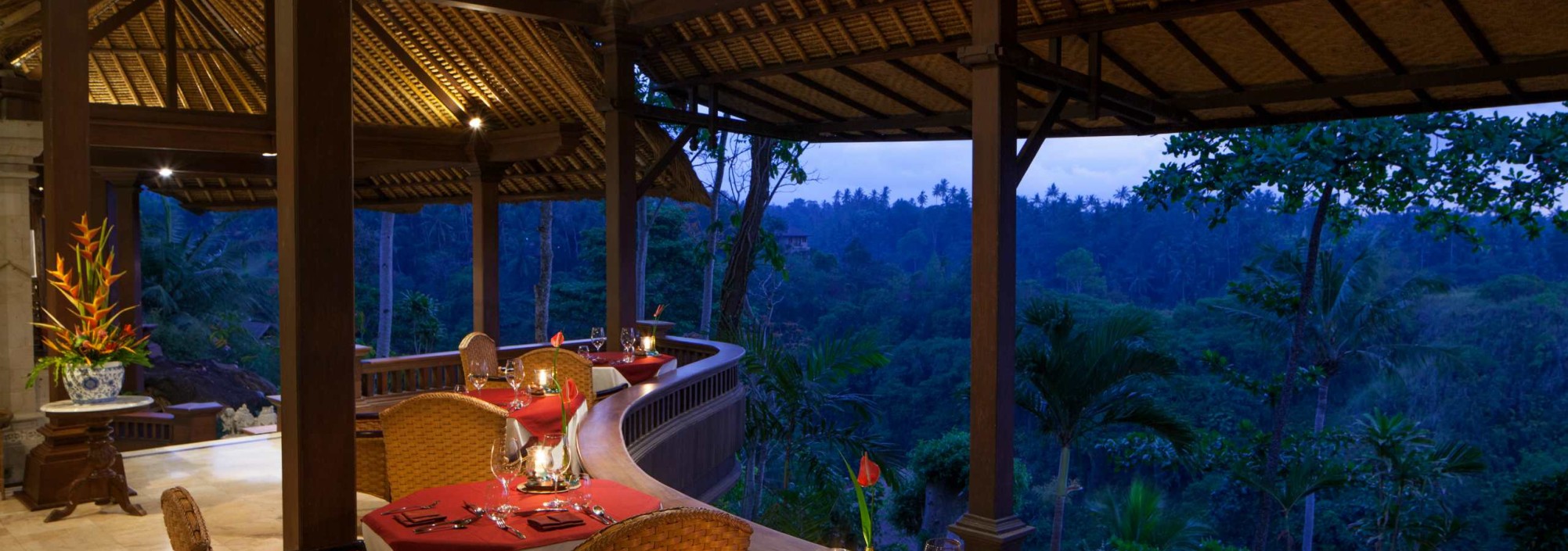 terras-restaurant-pita-maha-ubud-balitravel