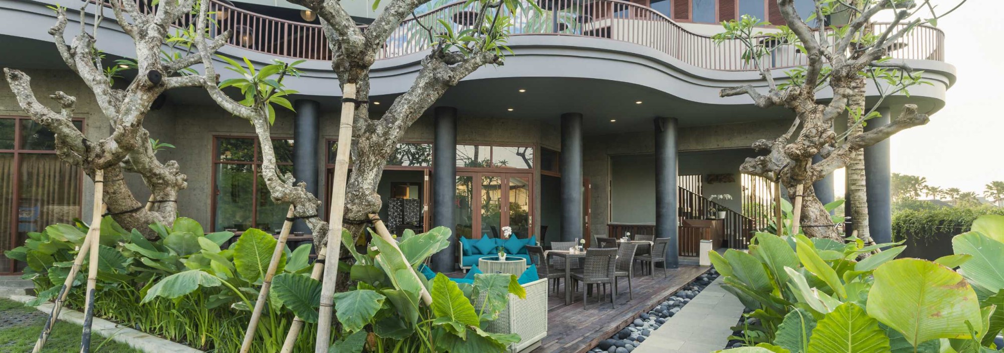 terras-sense-canggu-beach-hotel-balitravel