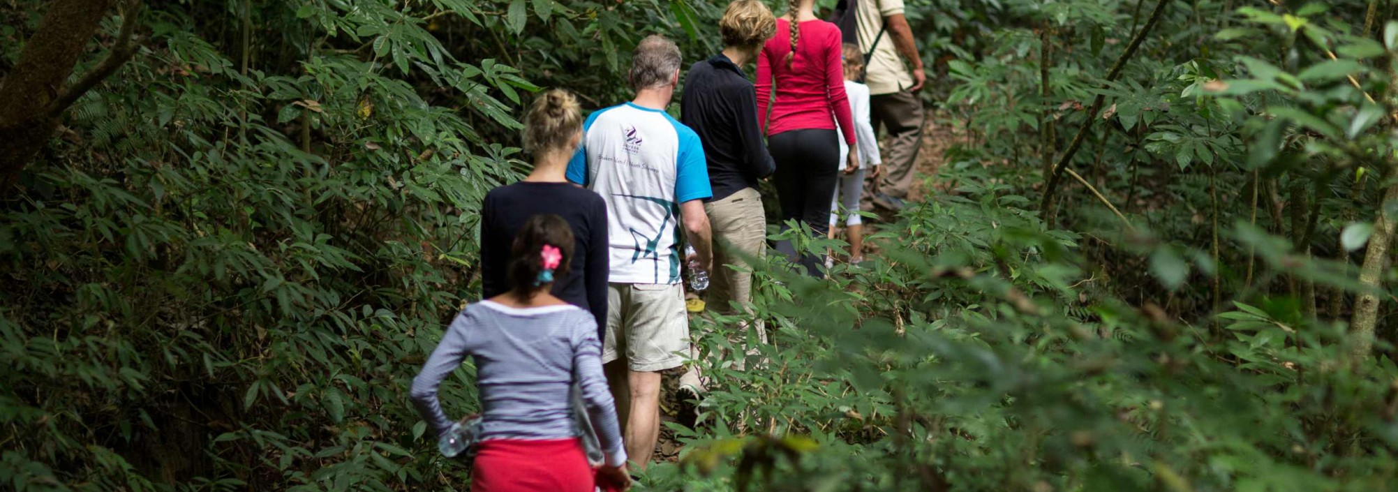 trekking-munduk-mooding-plantation-balitravel