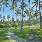 tuin-candi-beach-resort-spa-candidasa-balitravel