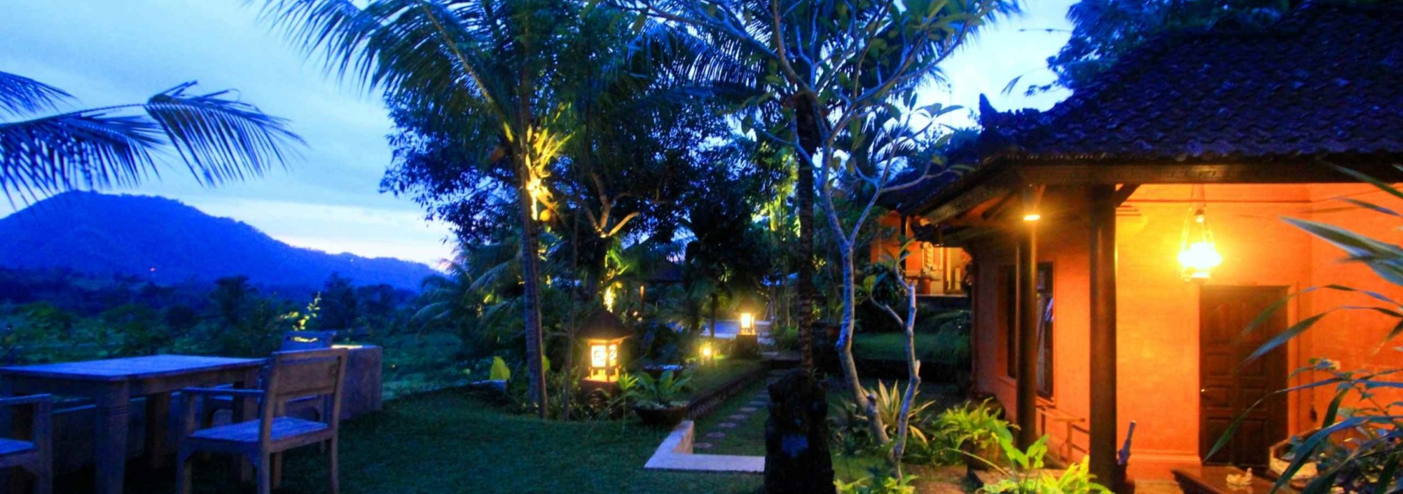 tuin-cepik-villa-sidemen-balitravel