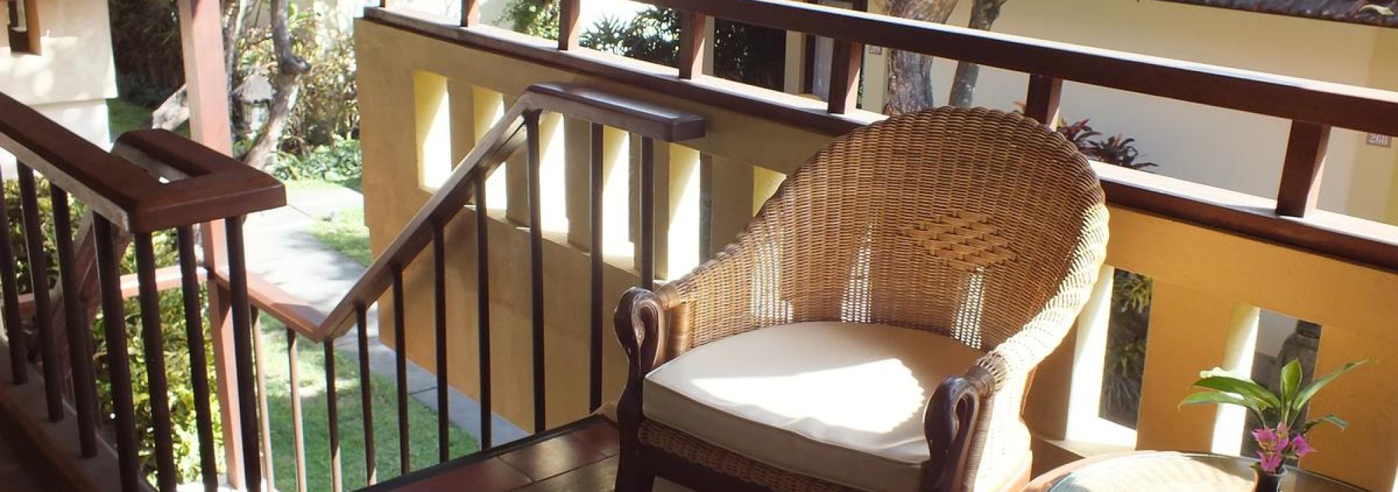 veranda-besakih-beach-hotel-bali