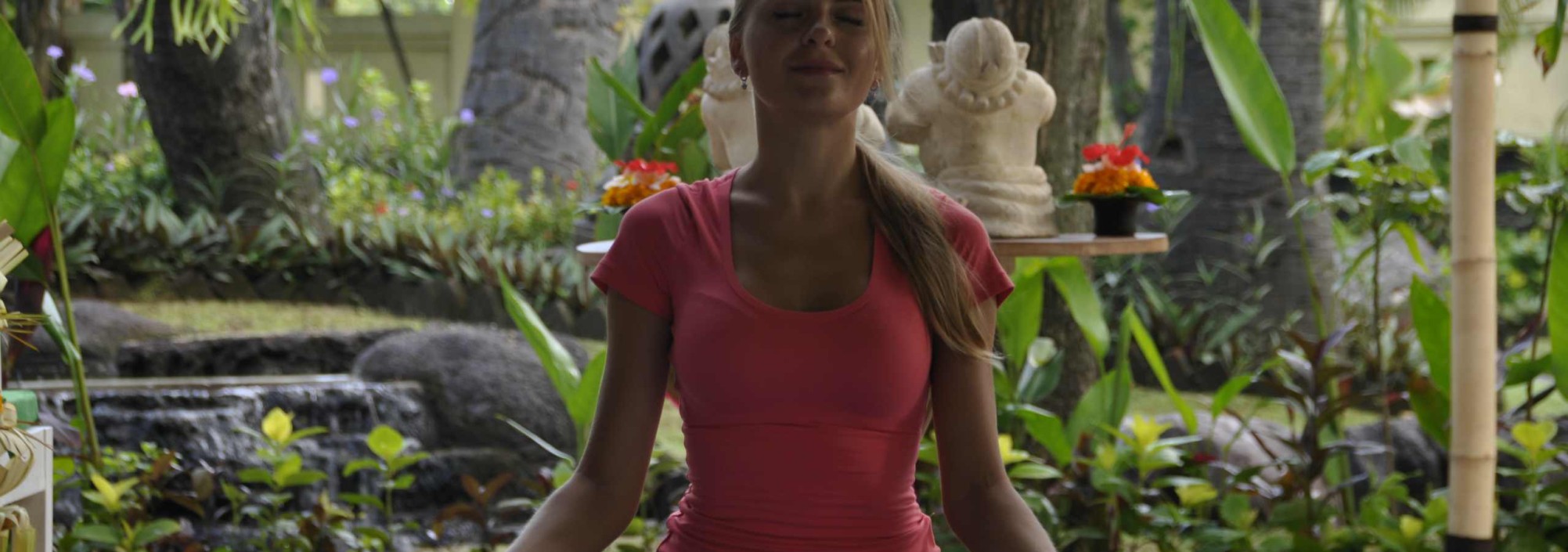 yoga-taman-sari-pemuteran-balitravel