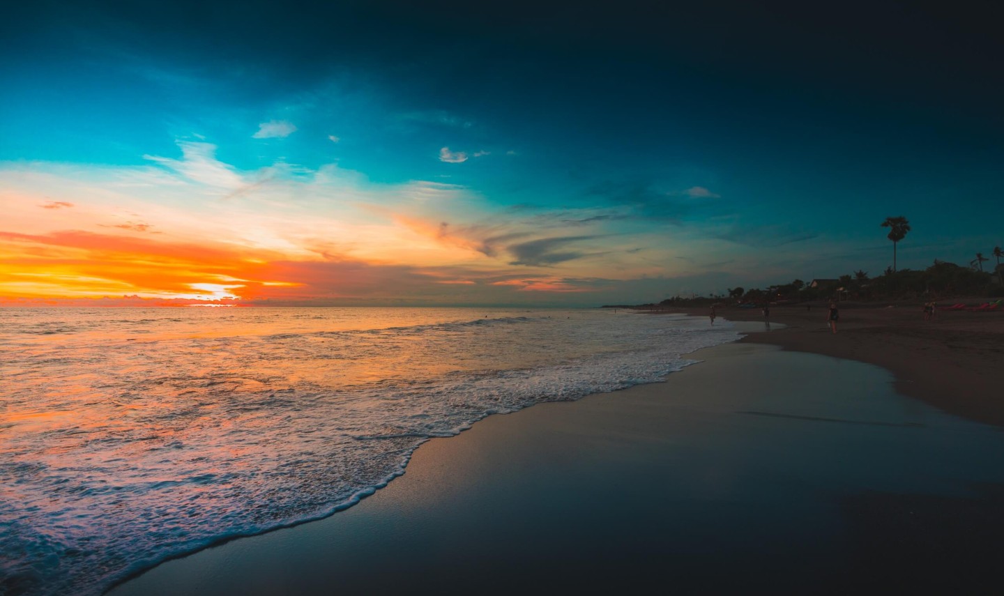 zonsondergang-strand-canggu-bali-1
