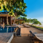 zwembad-en-tree-bar-maya-sanur-resort-balitravel-2