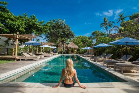 zwembad-hai-tide-beach-resort-nusa-lembongan-balitravel