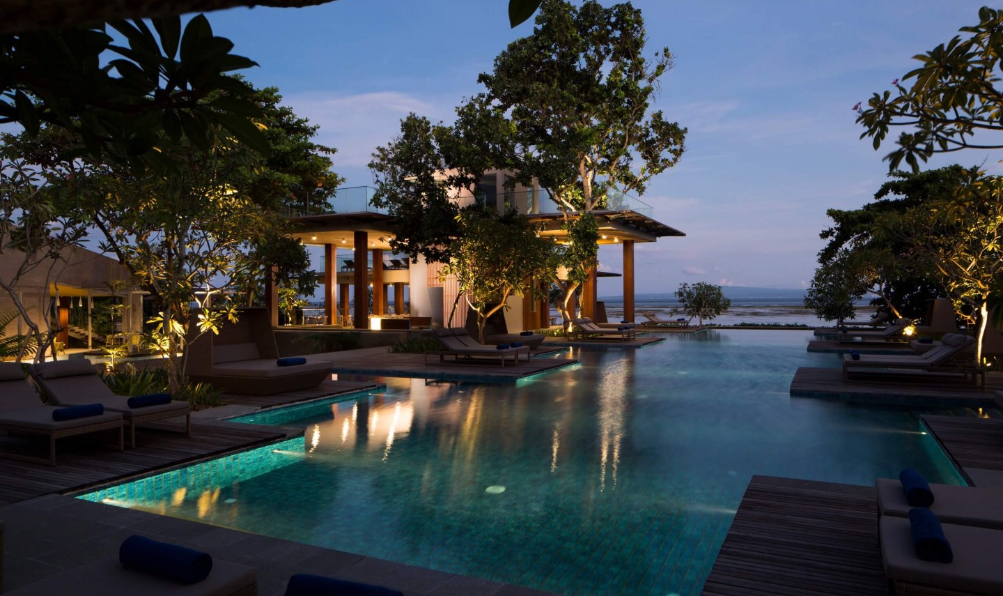 Maya Sanur Resort - Luxe resort in Sanur - Bali Travel