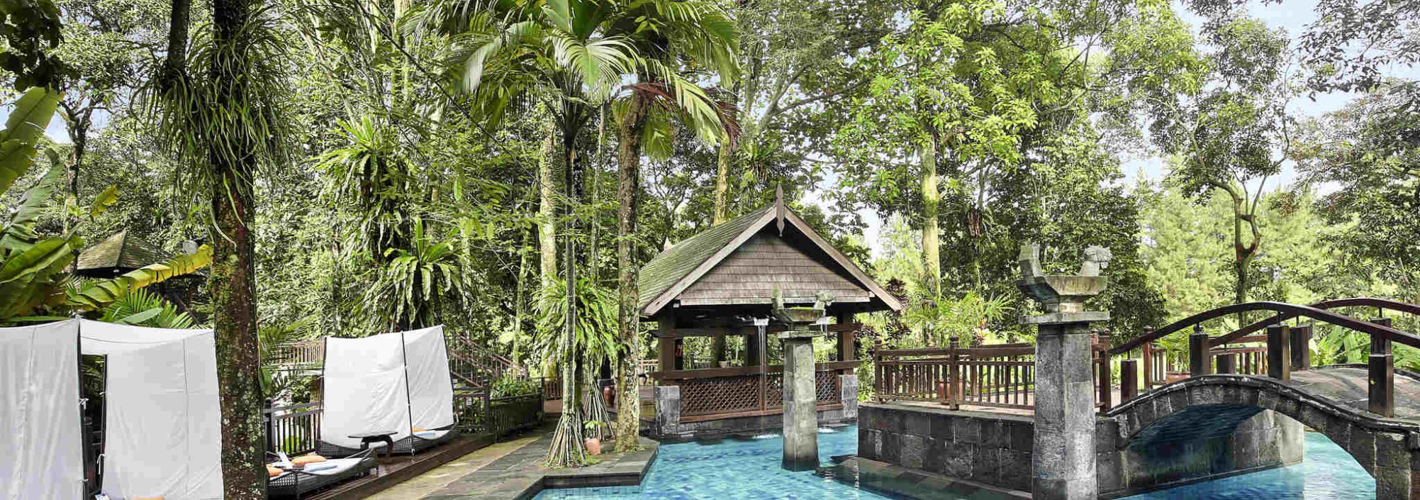 zwembad-novotel-bogor-balitravel